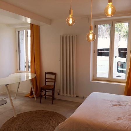 Le Saint Christophe - Mairie D'Aubervilliers Ligne 12 Pokoj fotografie